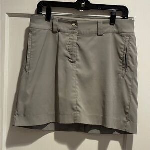 Nike Women's Golf Gray Skort